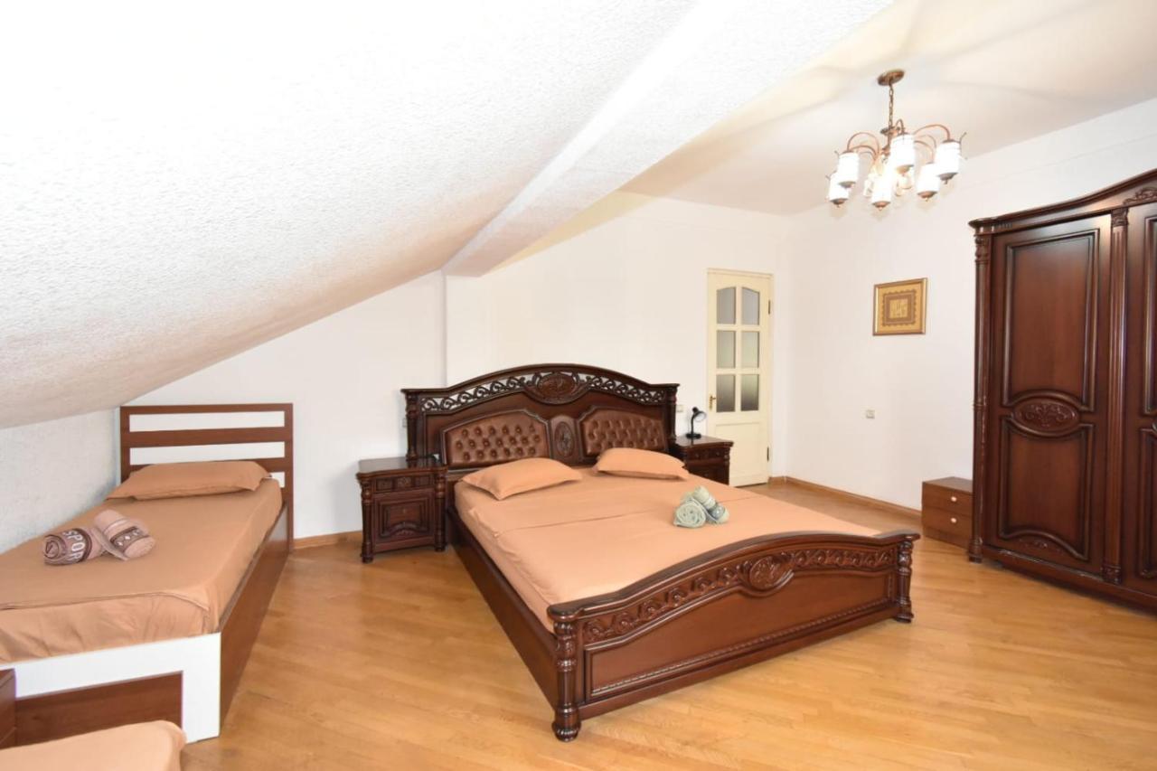 Guesthouses Opera Yerevan Luaran gambar