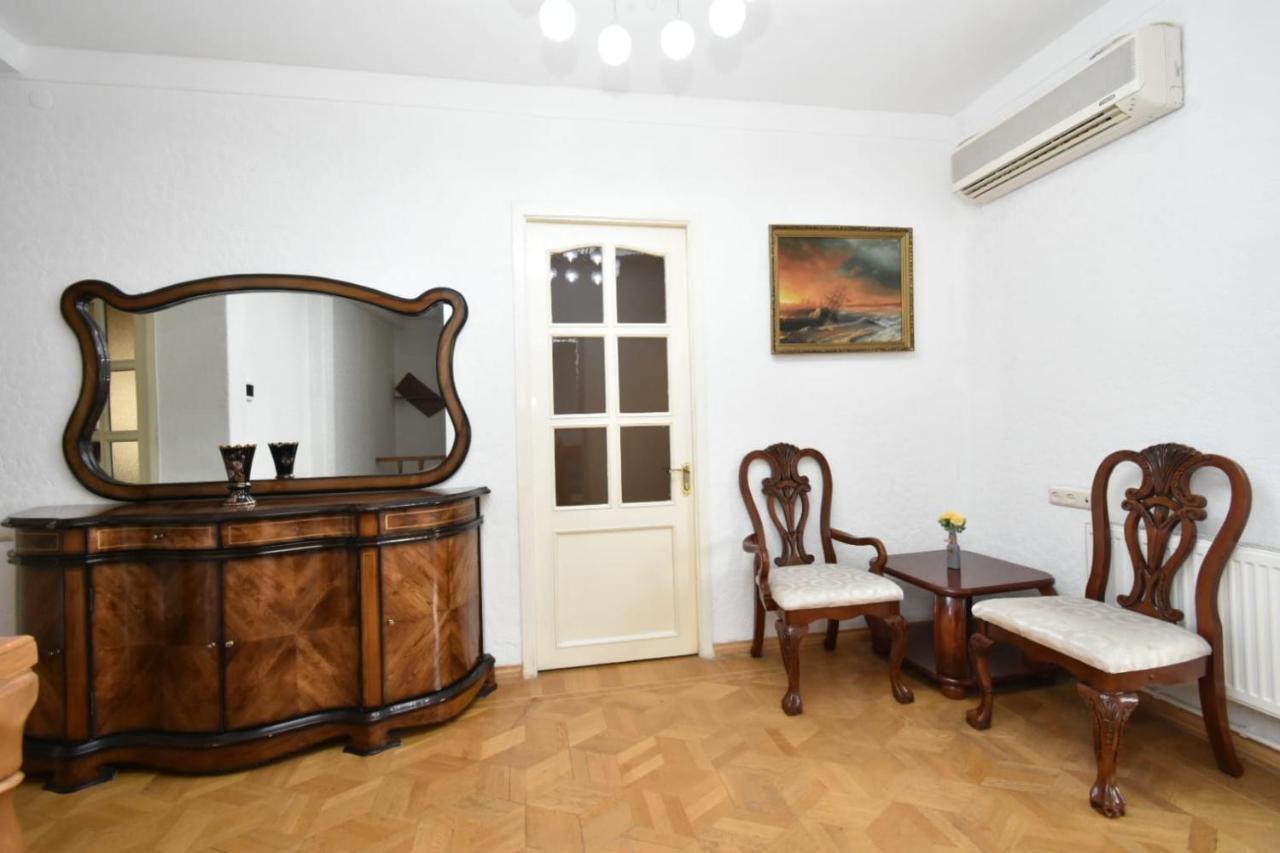 Guesthouses Opera Yerevan Luaran gambar
