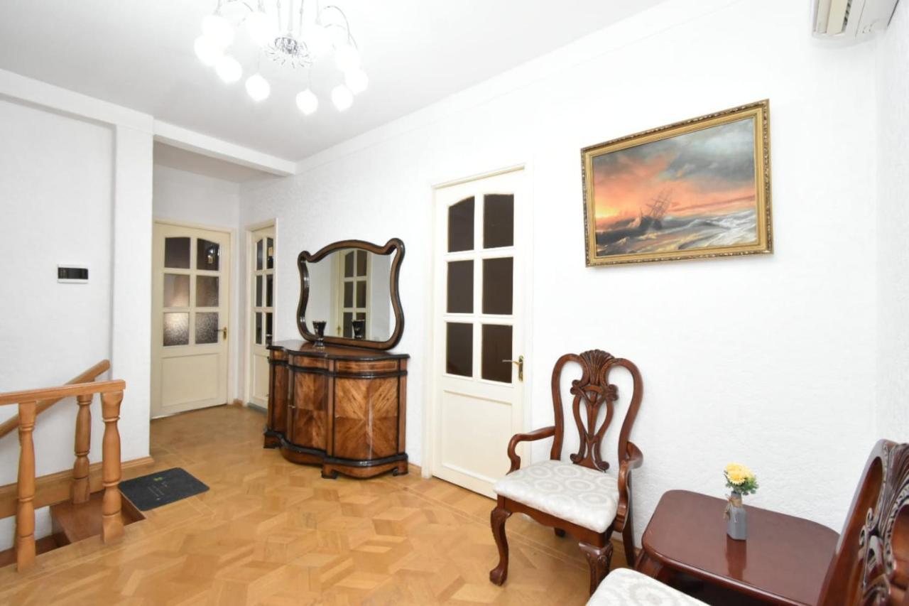 Guesthouses Opera Yerevan Luaran gambar