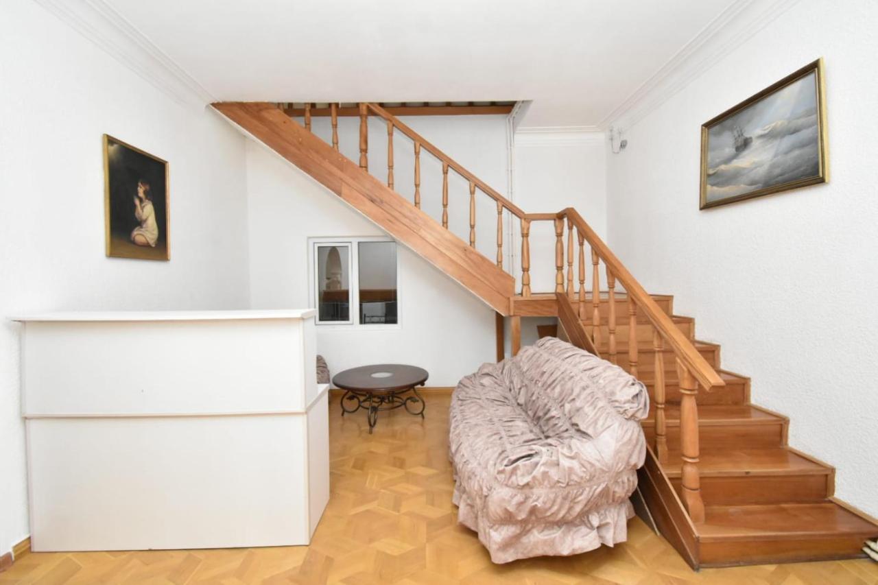 Guesthouses Opera Yerevan Luaran gambar