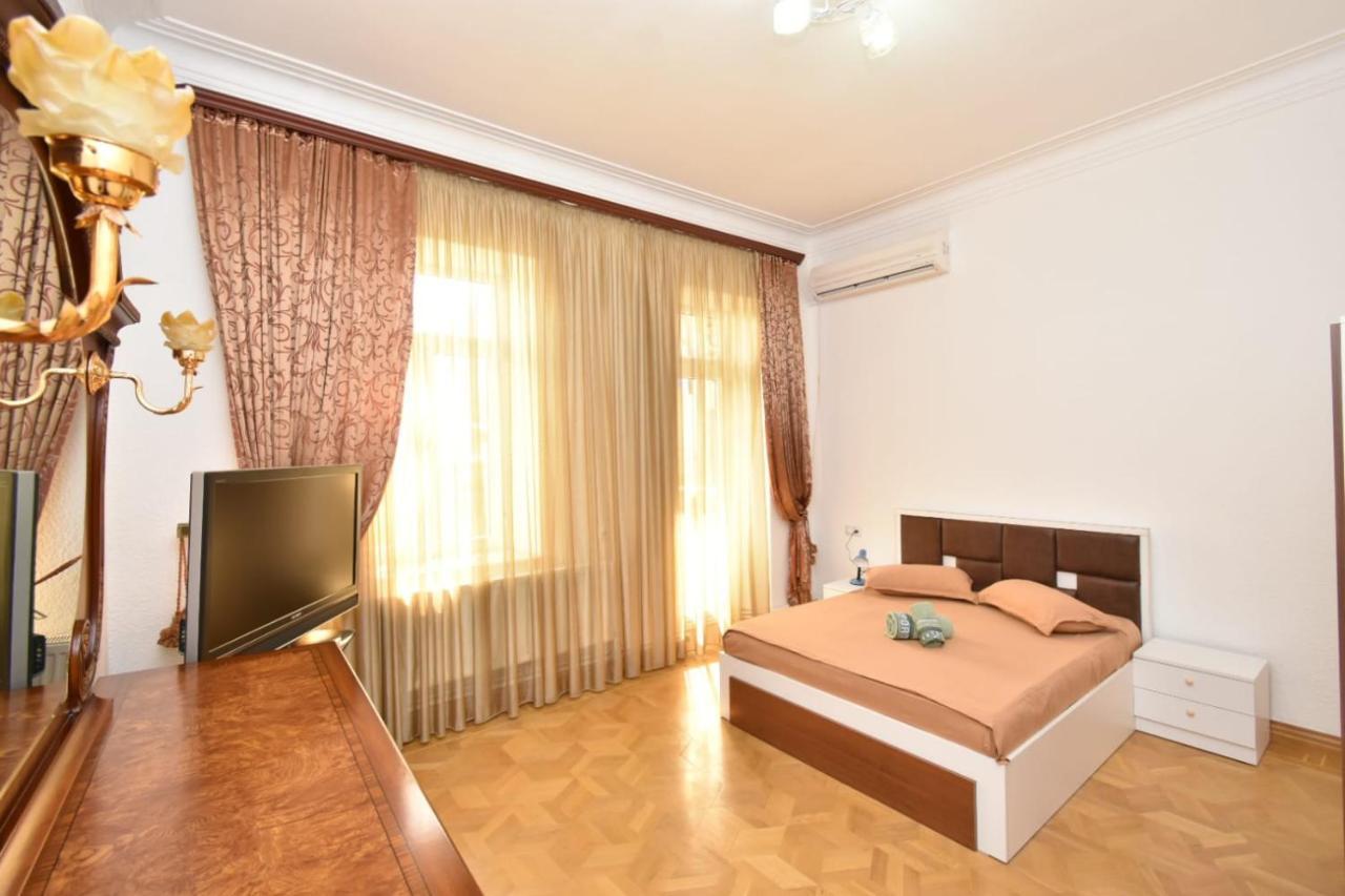 Guesthouses Opera Yerevan Luaran gambar