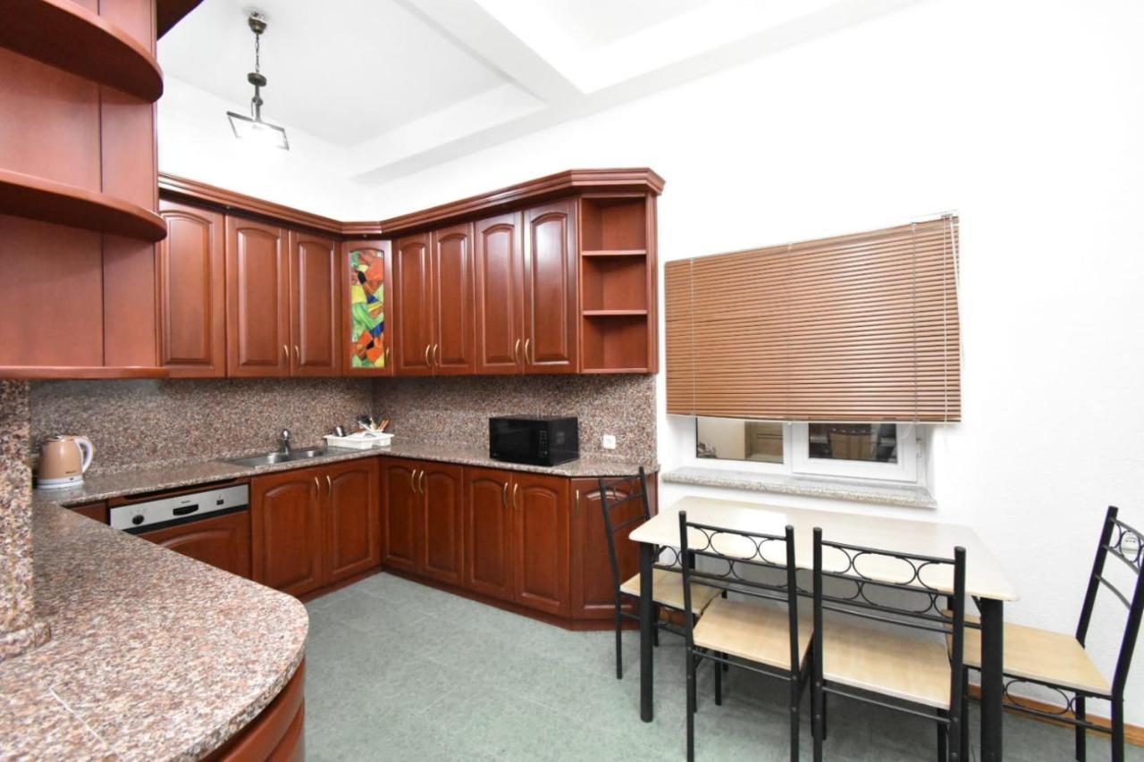 Guesthouses Opera Yerevan Luaran gambar